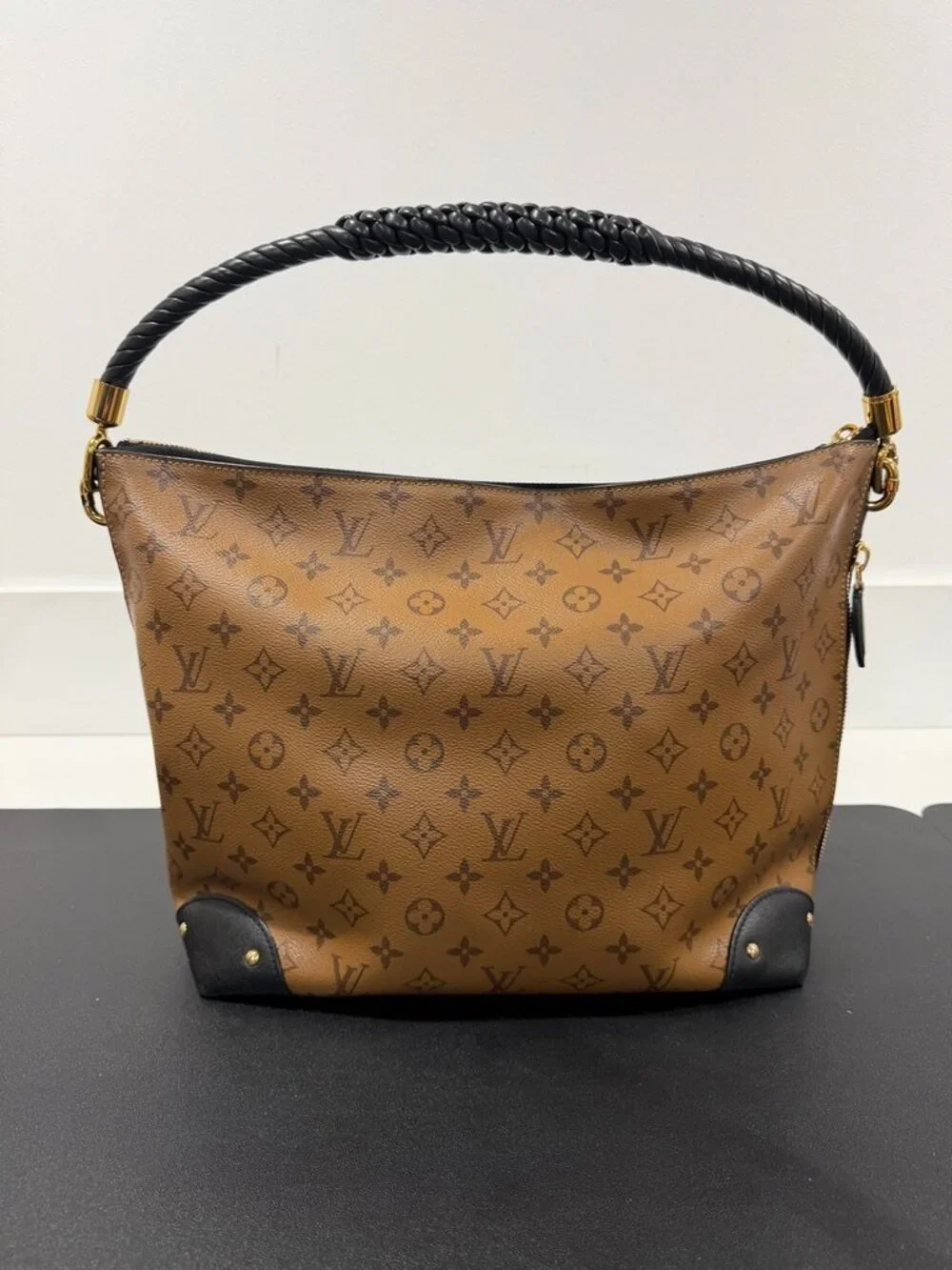 Louis Vuitton Monogram  Reverse Triangle Softy (JB1499)